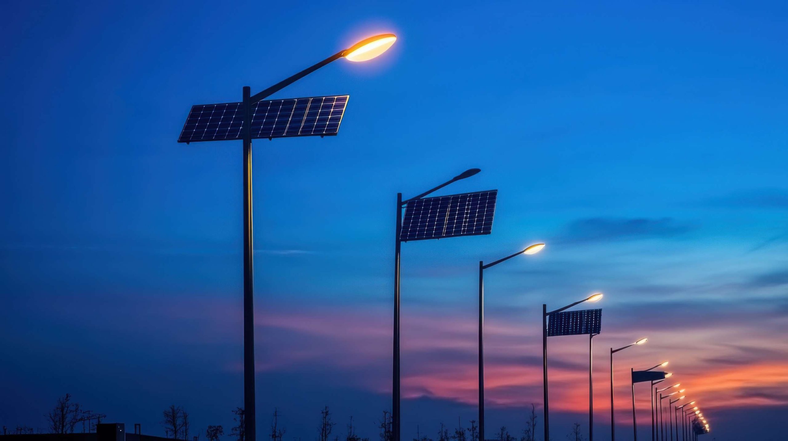 solarpowered-street-lights